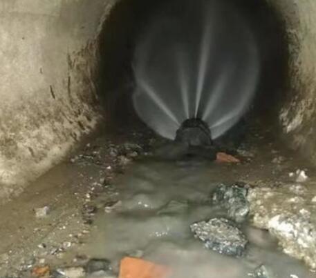 新龙镇市政管道清淤